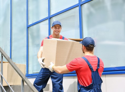 Long-term storage units in Hounslow for homes and businesses